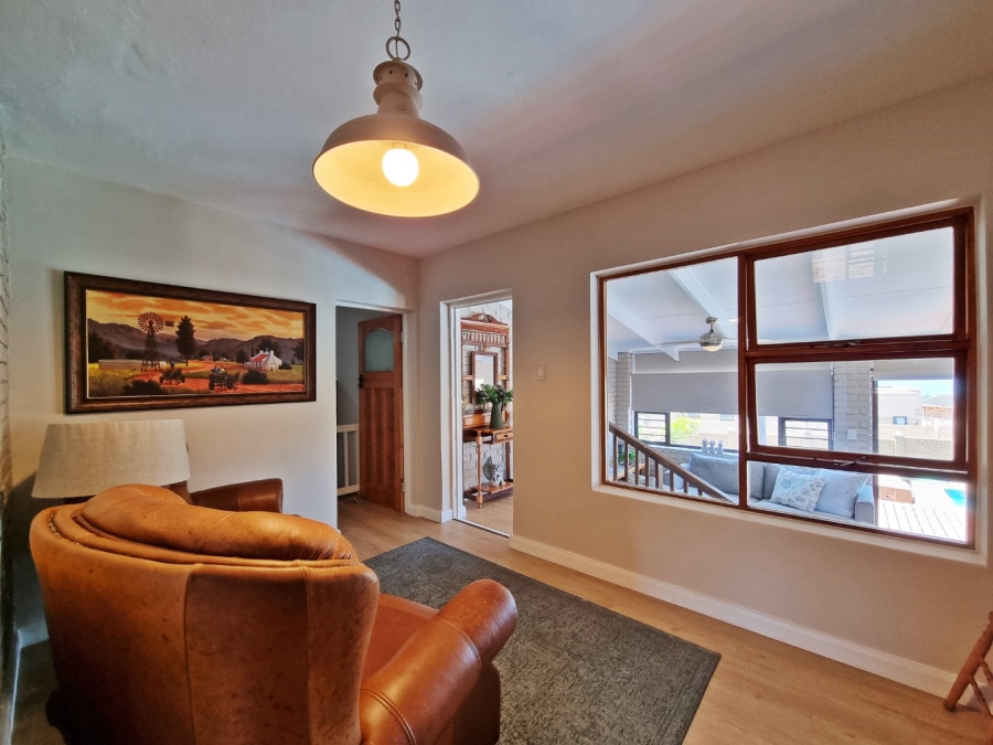 4 Bedroom Property for Sale in Wavecrest Eastern Cape
